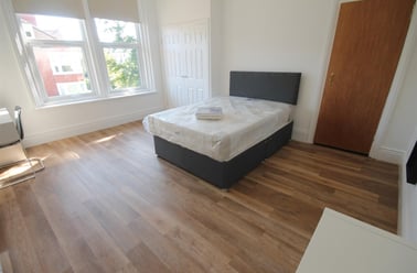 Grosvenor Place, Jesmond, Newcastle - Image 3